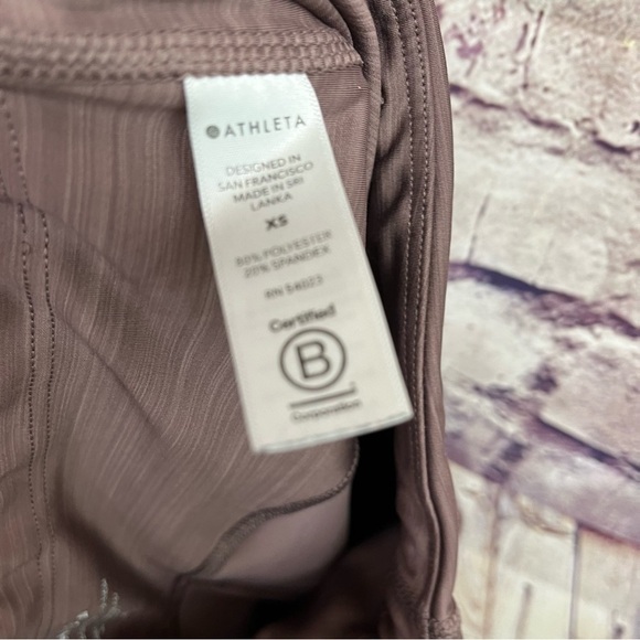 Athleta Pink Rose Ultimate Stash Pocket Leggings - Picture 10 of 10